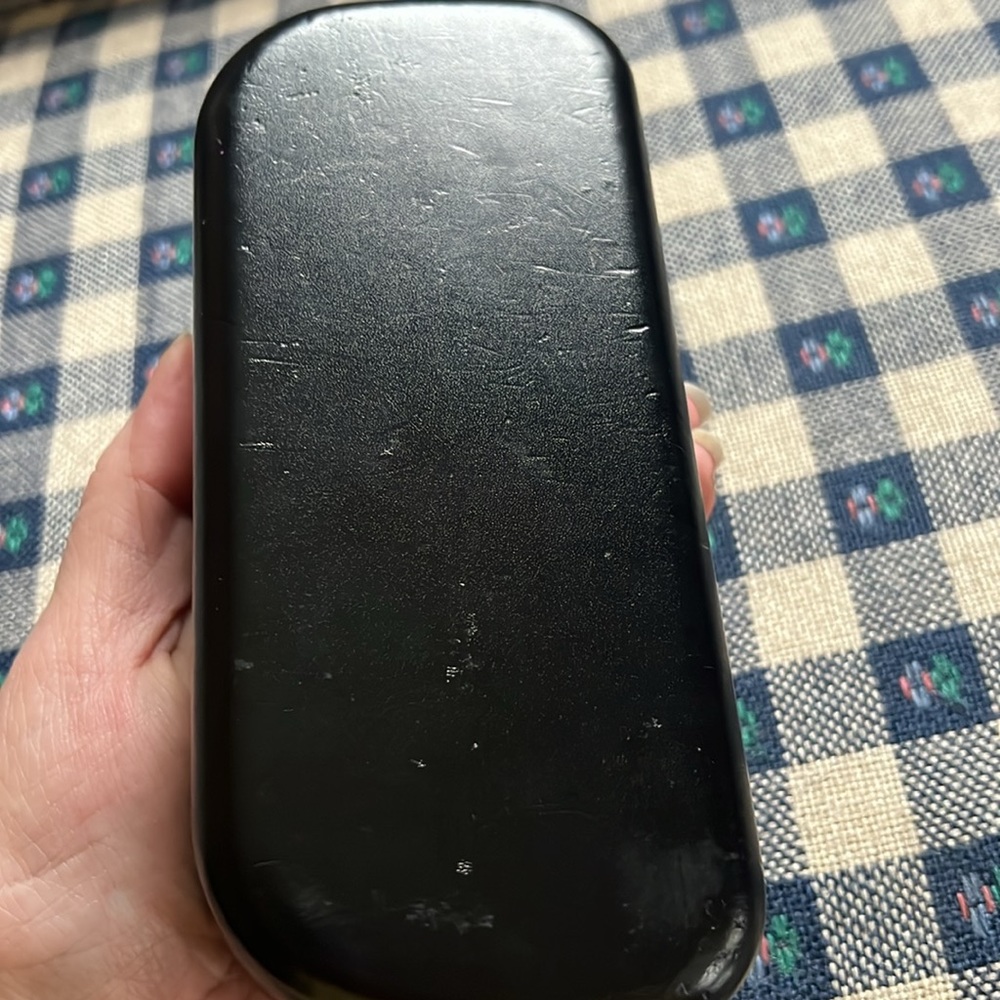 💙Coach oversized sunglasses case - Picture 5 of 5